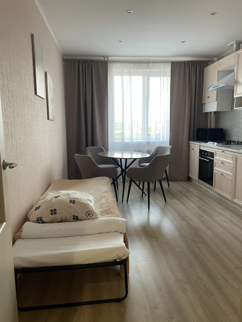 Квартира Современная видовая 1-комнатная квартира с кондиционером рядом с рекой