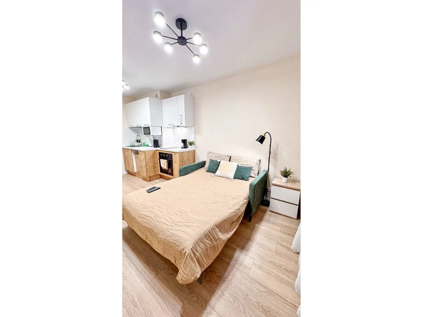 Апартаменты Новая студия на 10 этаже