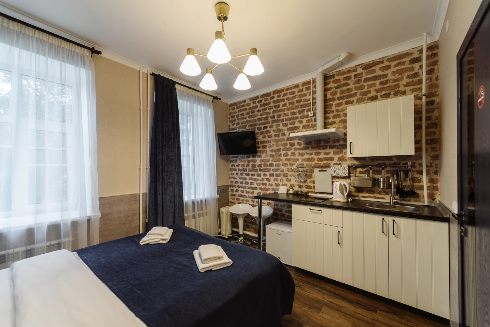 Меблированные комнаты на Елизарова