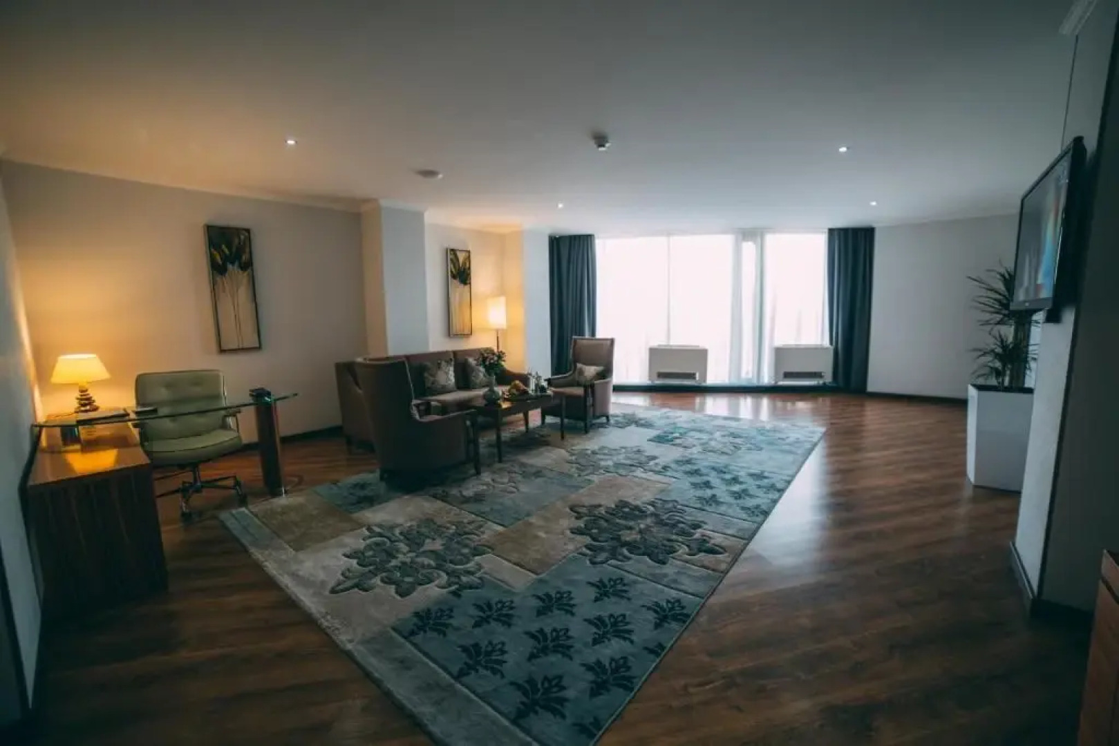 Damas International Hotel (by Travel Agency)