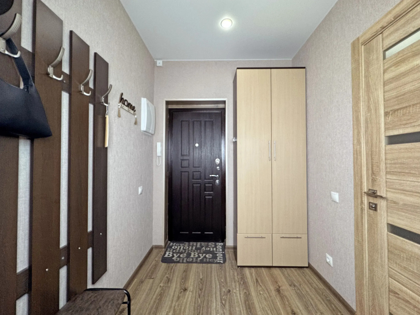 Апартаменты «Атмосфера» | Сандал — Ваш Вечер На Высоте С Идеальным Видом