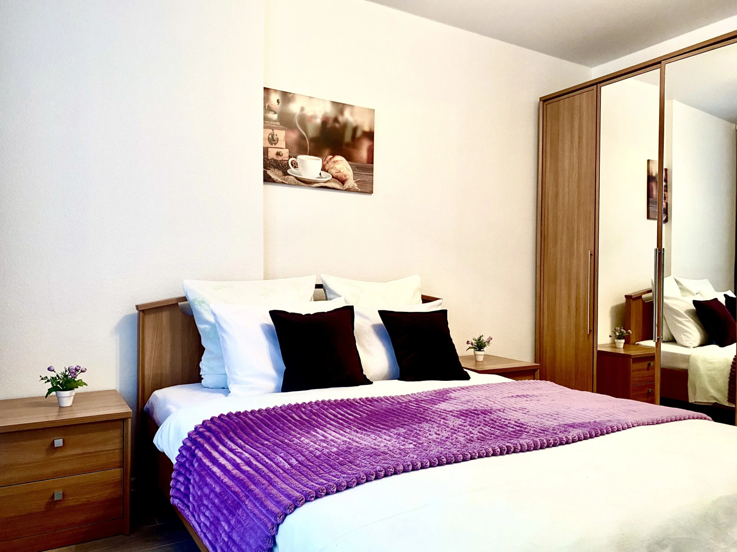 Квартира Двухкомнатная на Сосновой 5/1