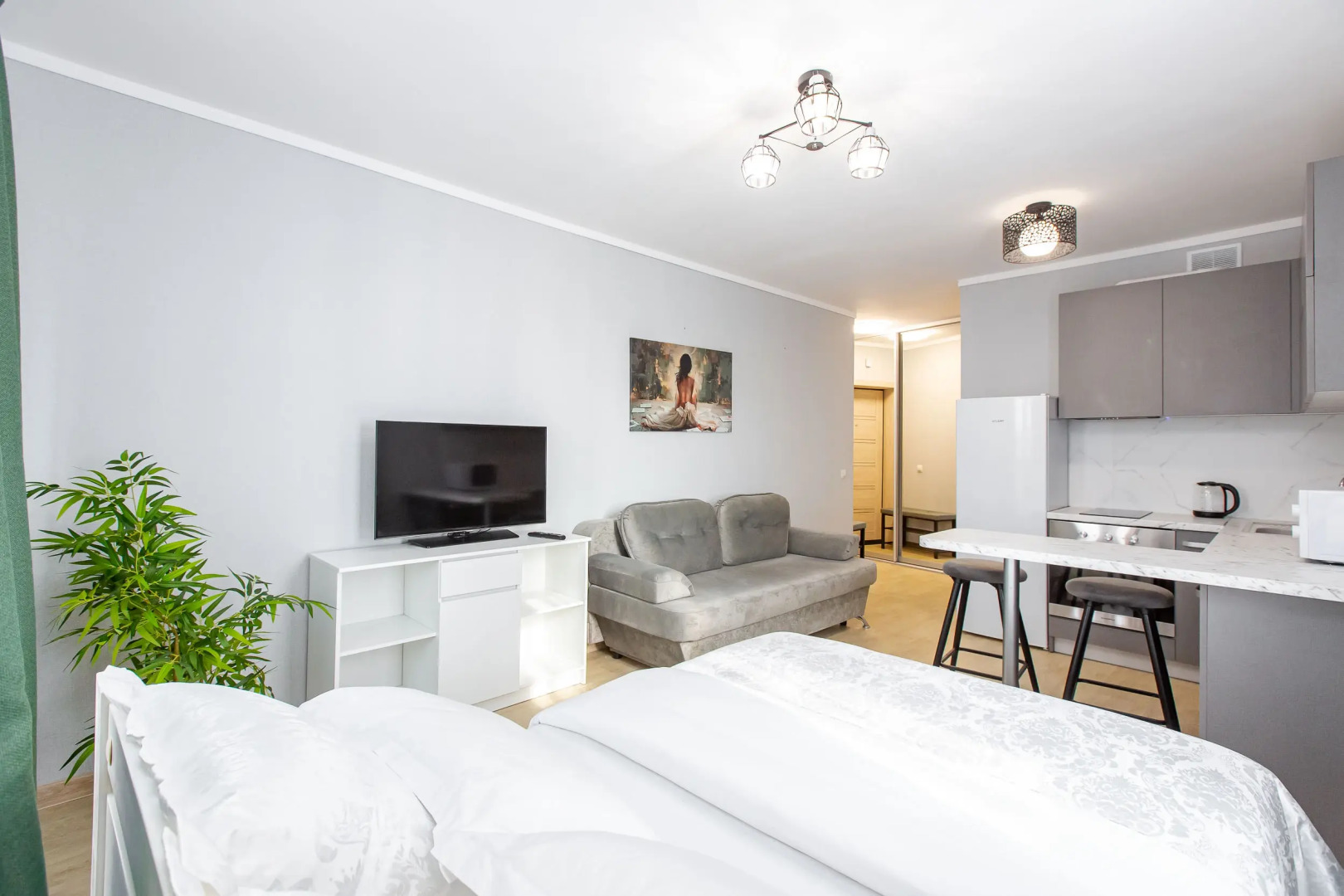 Апартаменты Студия Ladgorna на Грушевской 21