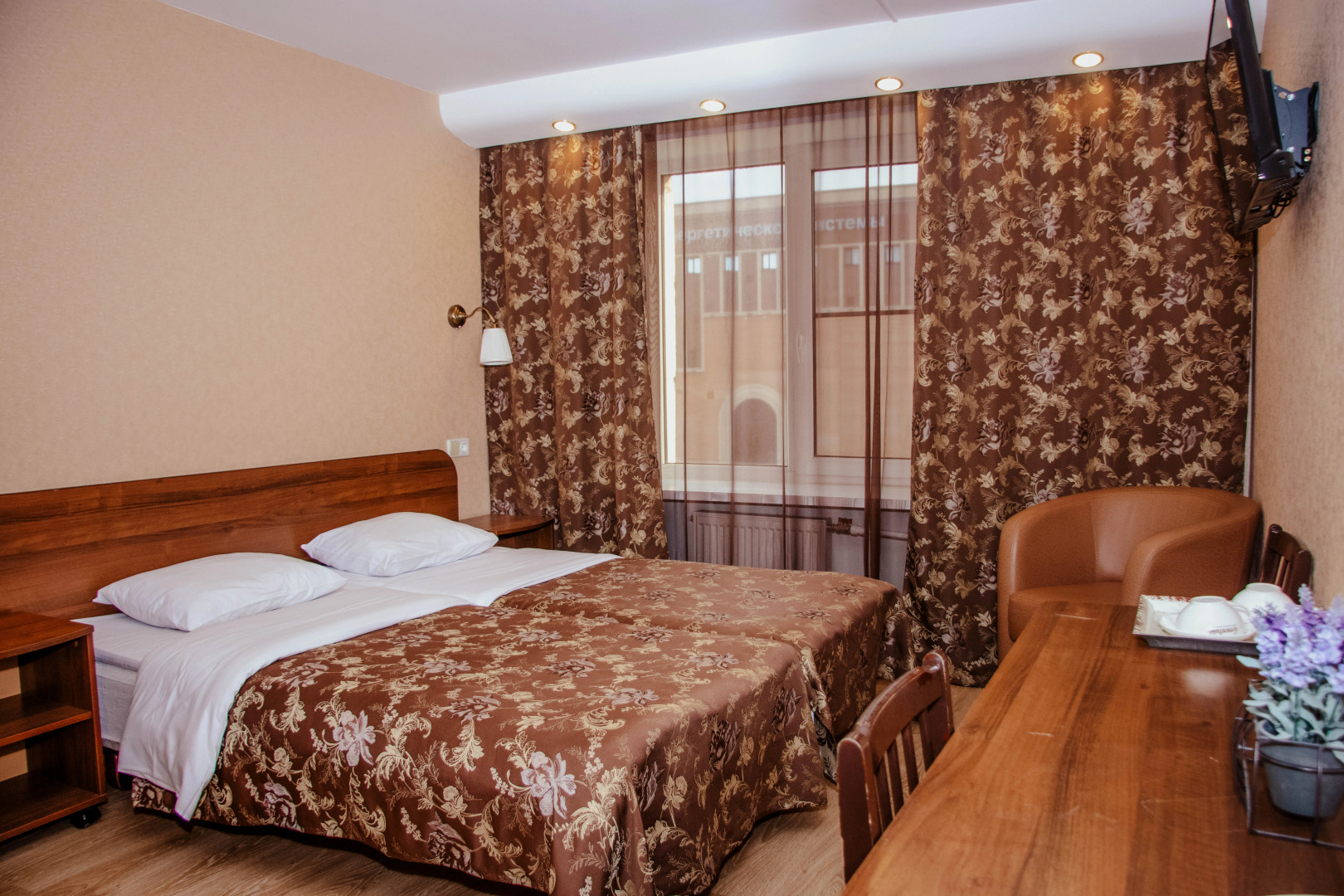 Гостиница Киевская на Днепропетровской