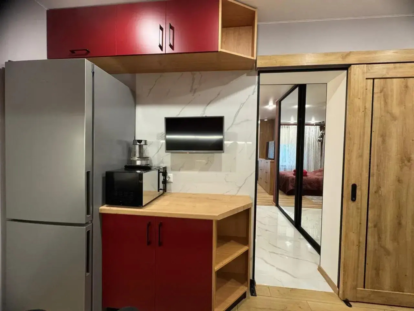 Квартира SvoyLux-2(красная)