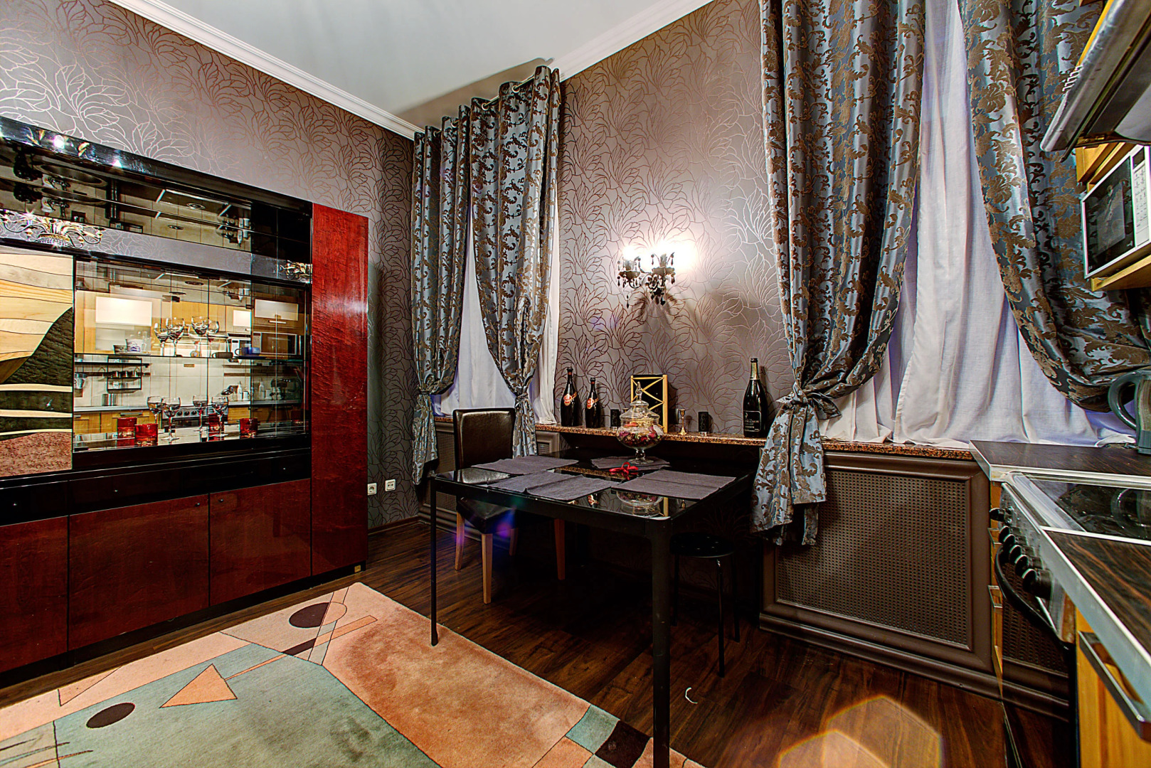 Квартира Лонго Большая Конюшенная 4