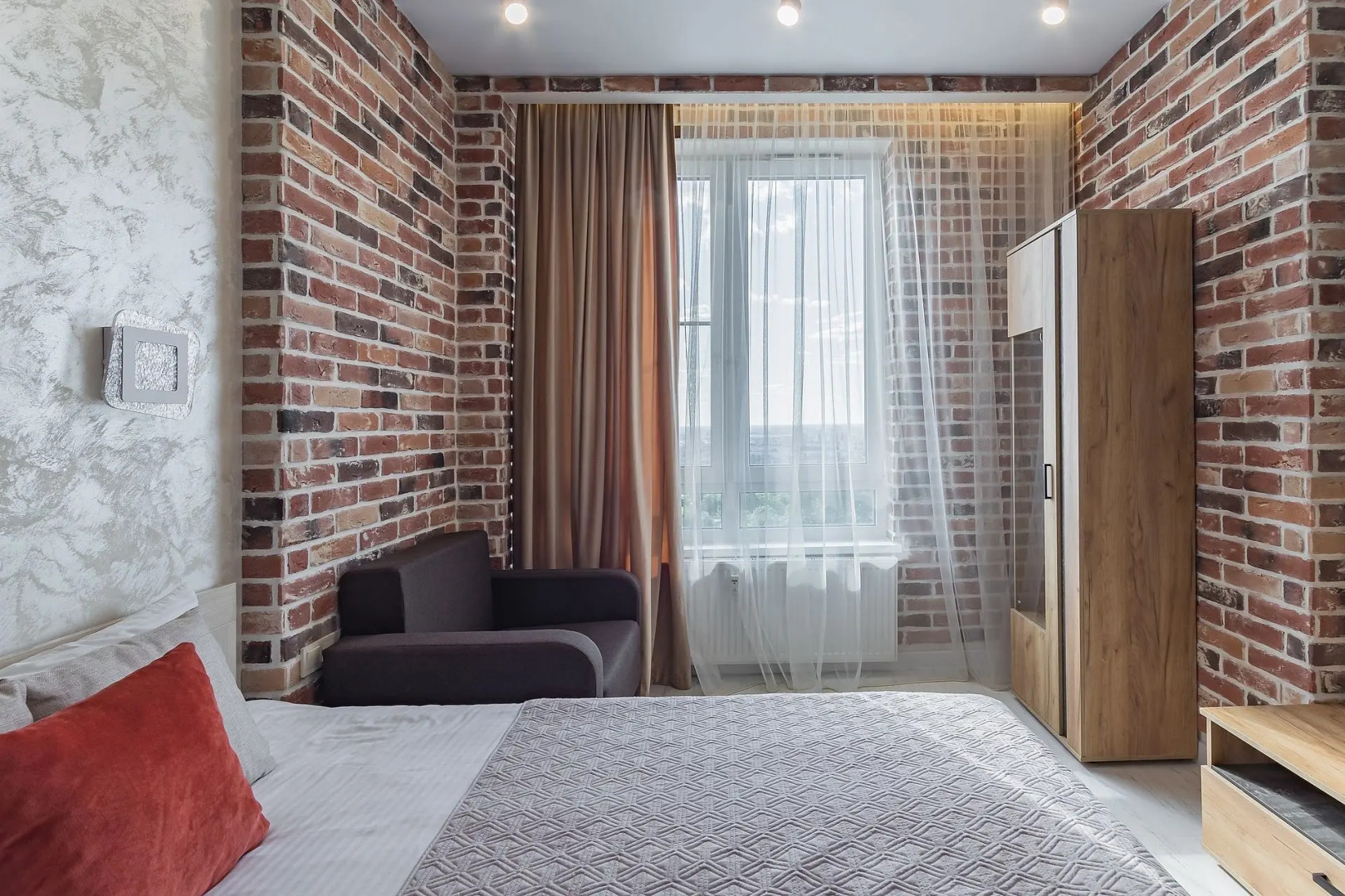 Апартаменты в стиле Loft в центре города 811