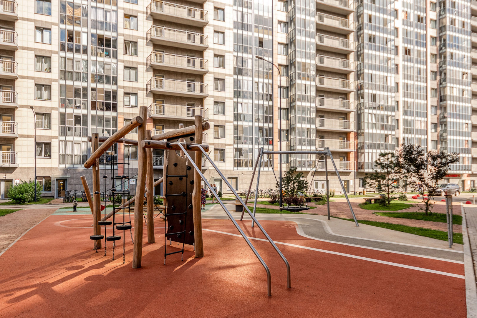 Апартаменты 1896. Дизайнерская Квартира с Тропическим Душем