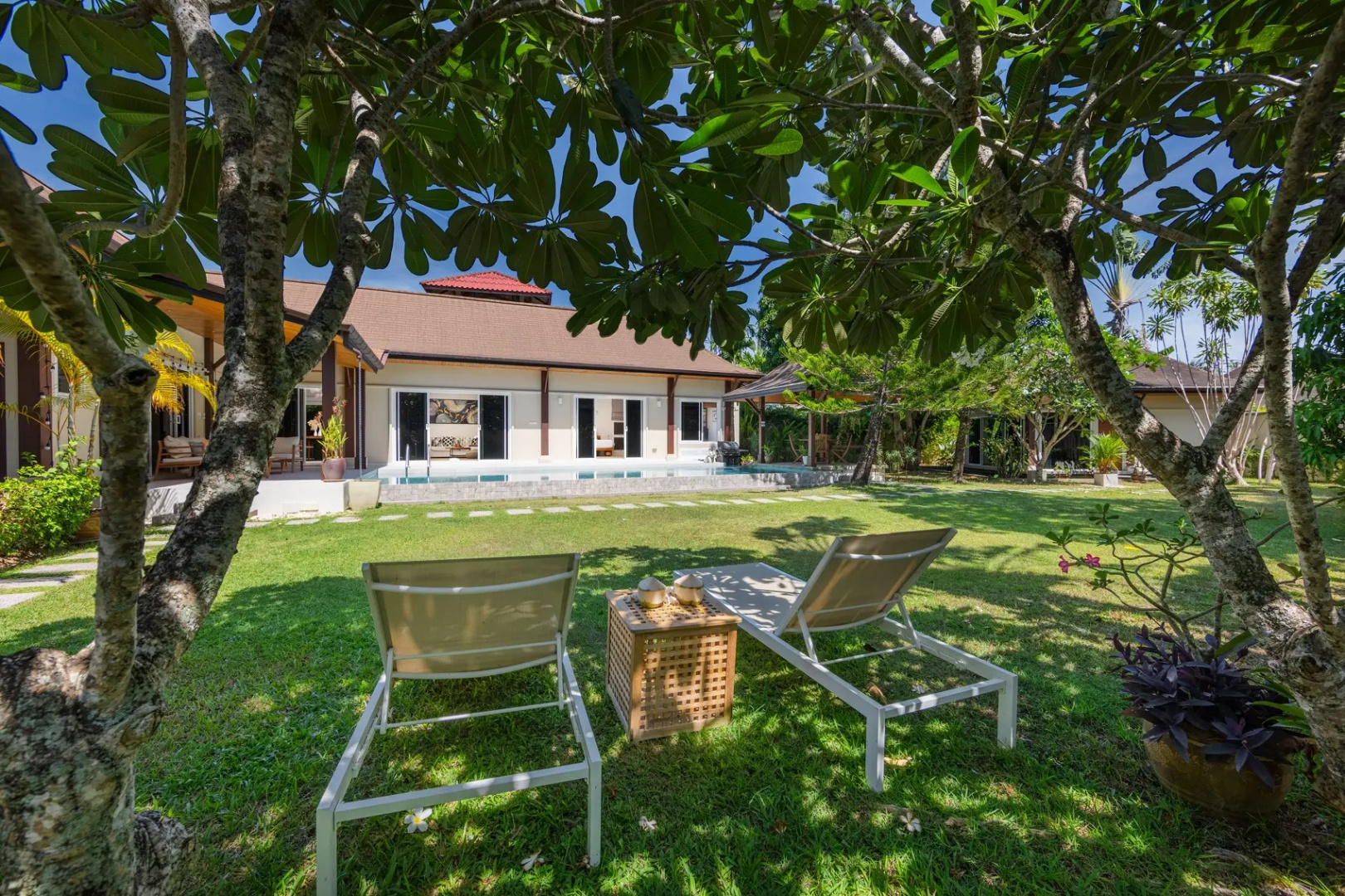 Вилла Emilia 3BR Private Pool Naiharn
