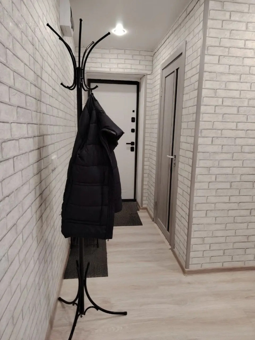 Квартира Просторная двухкомнатная квартира рядом с дк распадским