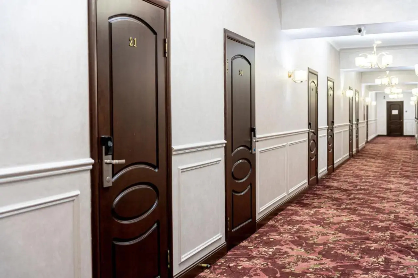 Отель Mildom Express