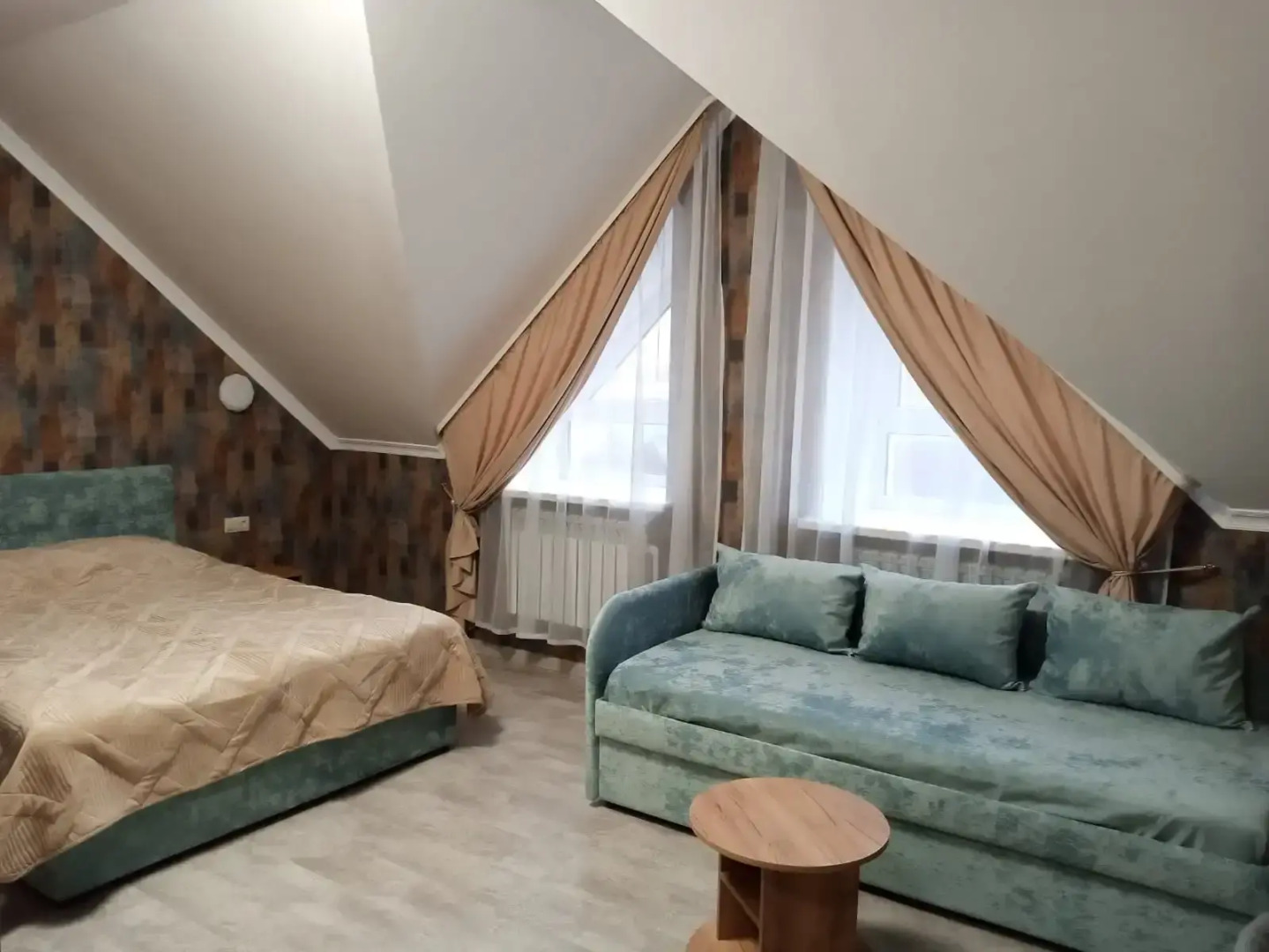 Отель Колыба