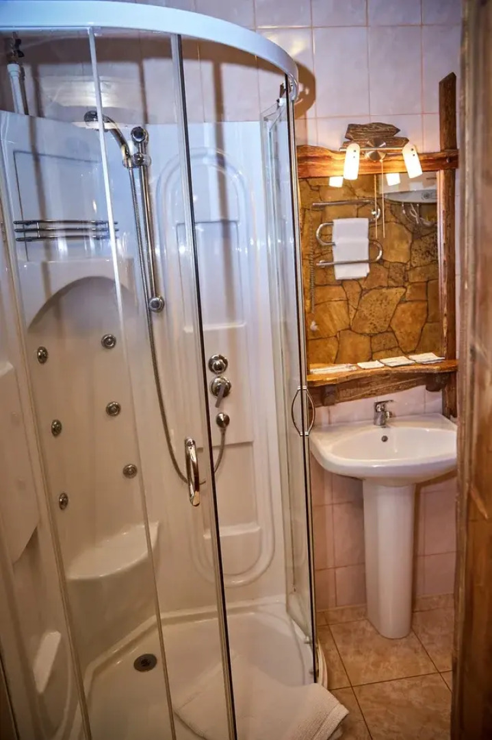 Отель Ловчий Плюс