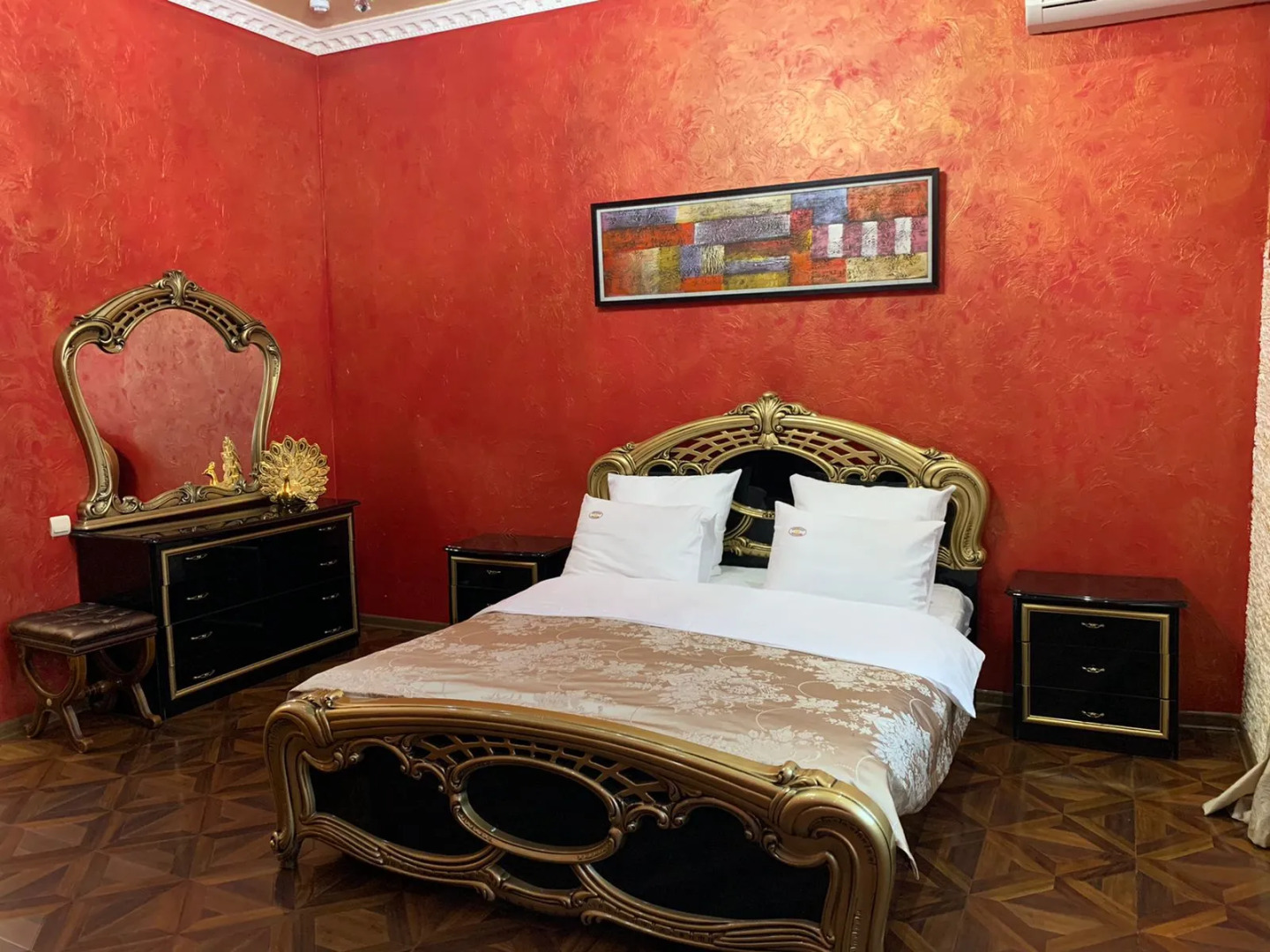 Отель Снежная Королева