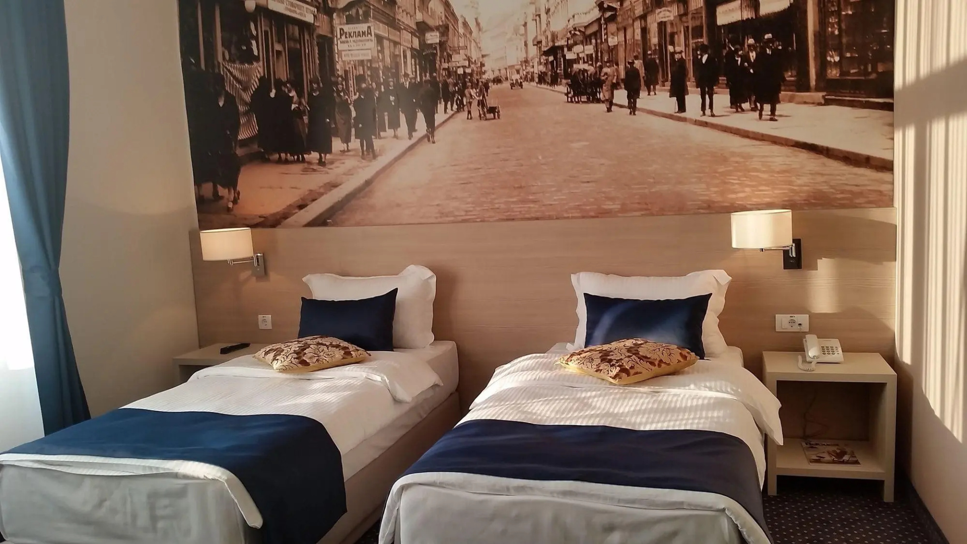 Ночлег и завтрак (B&B) Five Points Square - City Center