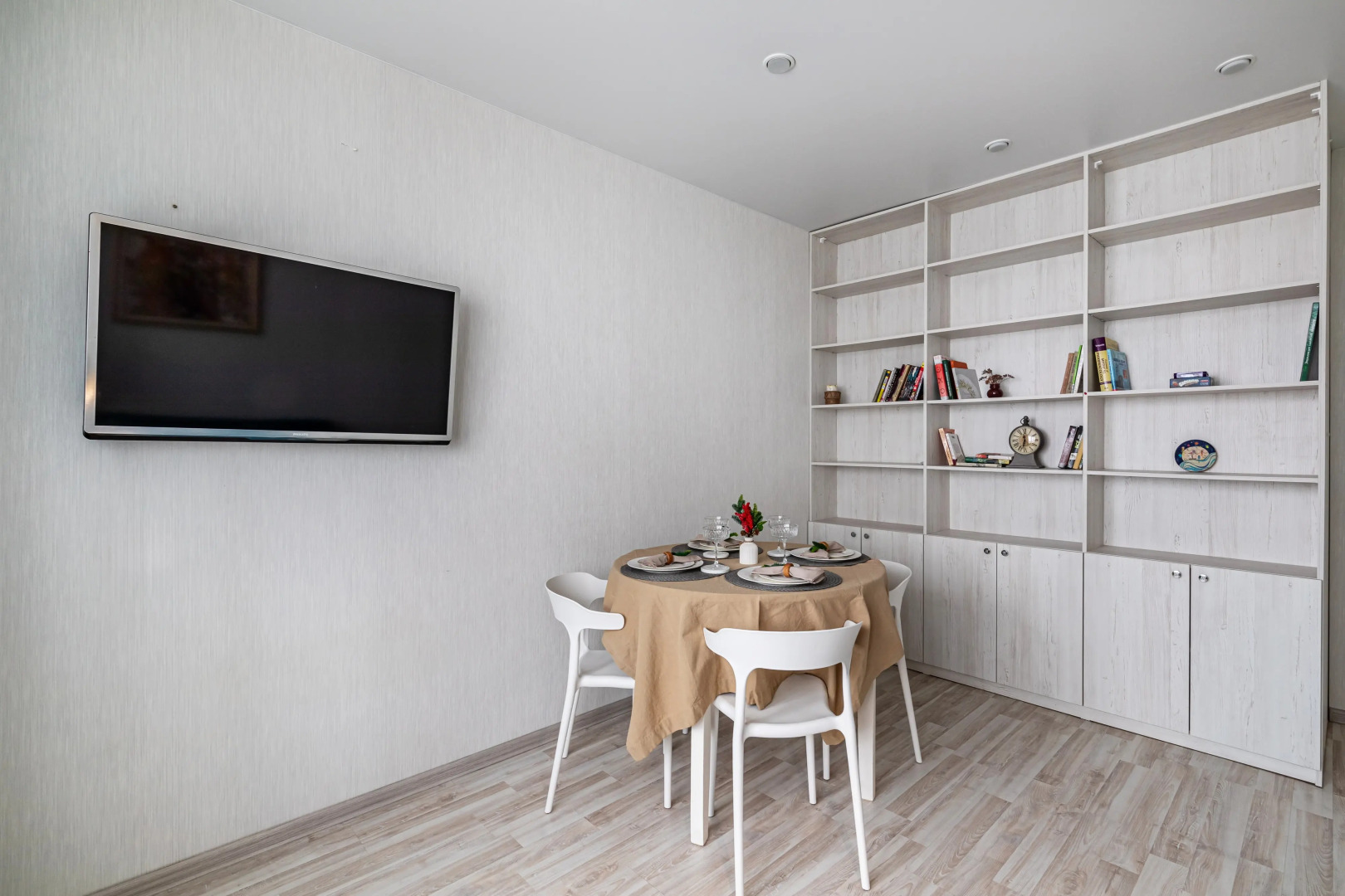 Квартира 2 комнатная в центре рядом Парк Горького