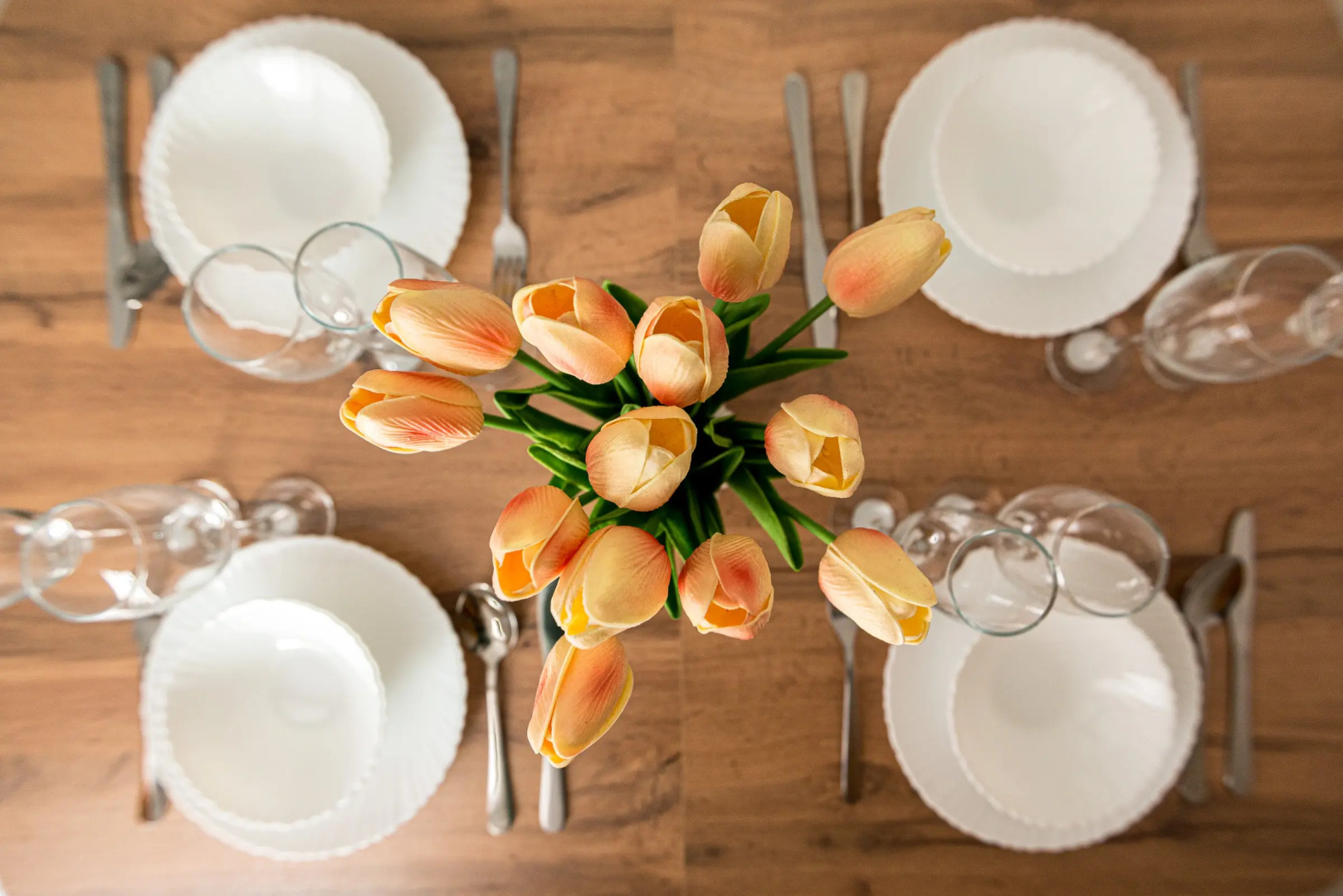 Квартира 1-к в новом мкр. на Прокопьева 11 от RentAp, 4 сп.места, 2 TV, широкая кровать