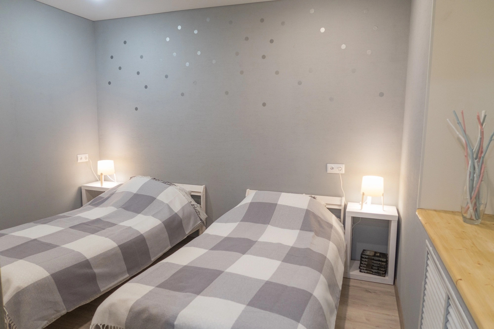 Квартира 50 Лет Октября 37