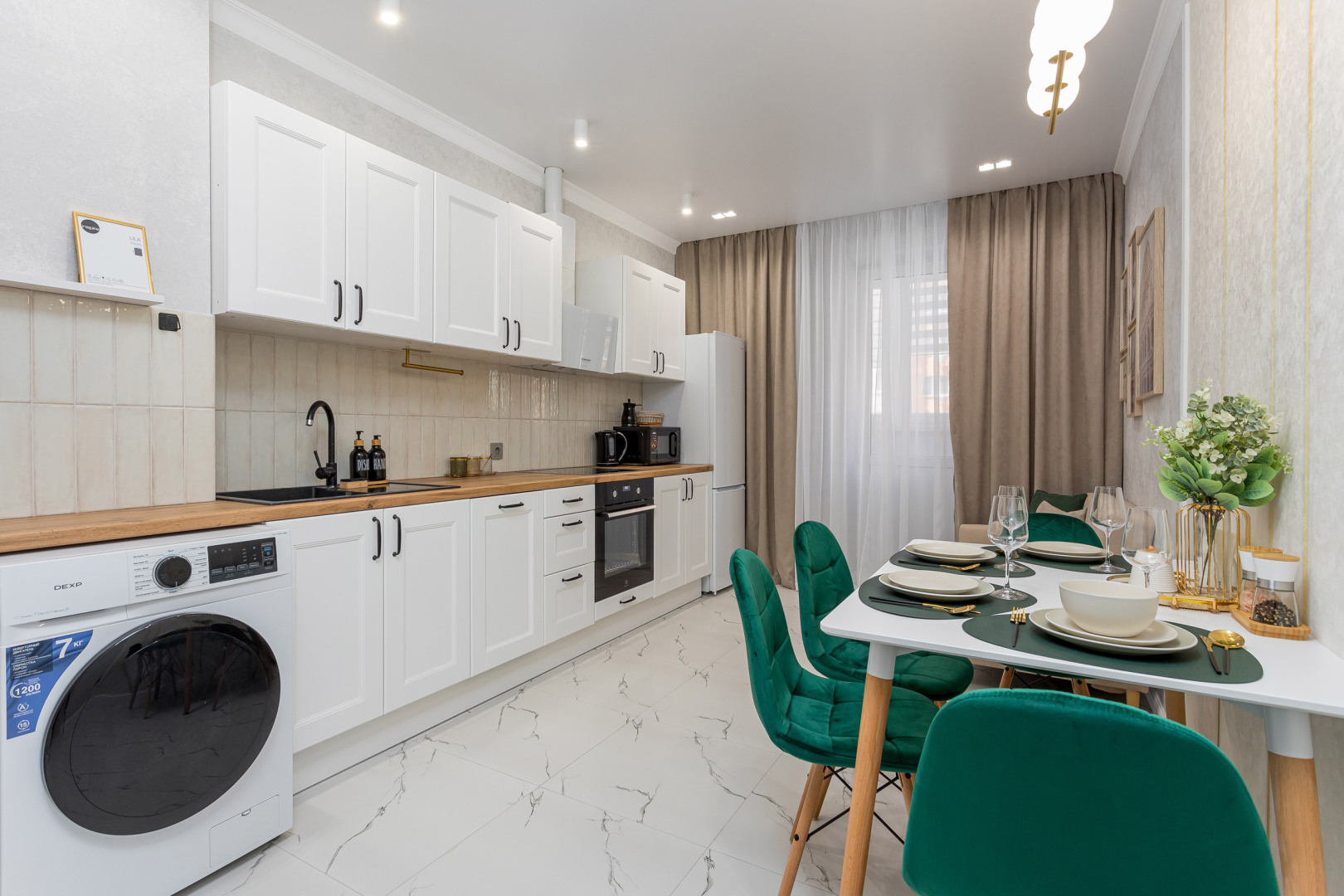 Апартаменты LikeHome Изумрудные Вблизи Парка Галицкого