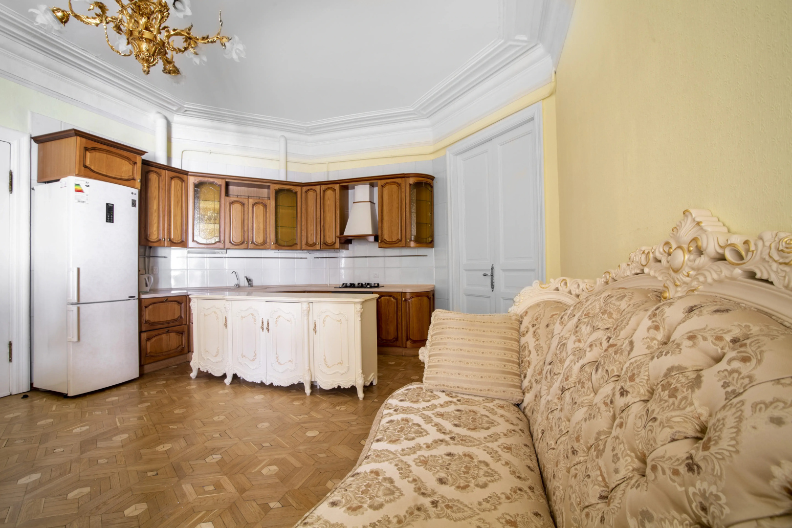 Квартира на Рубинштейна 4