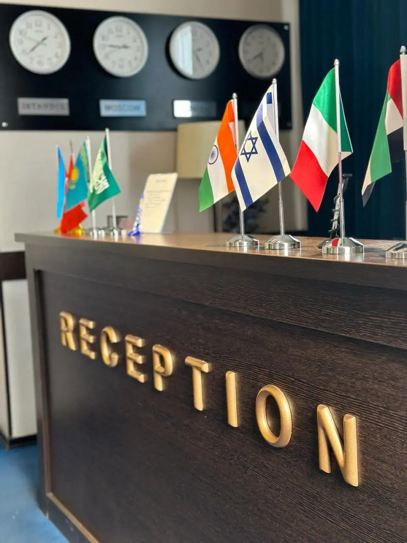 Отель Grand Mirror