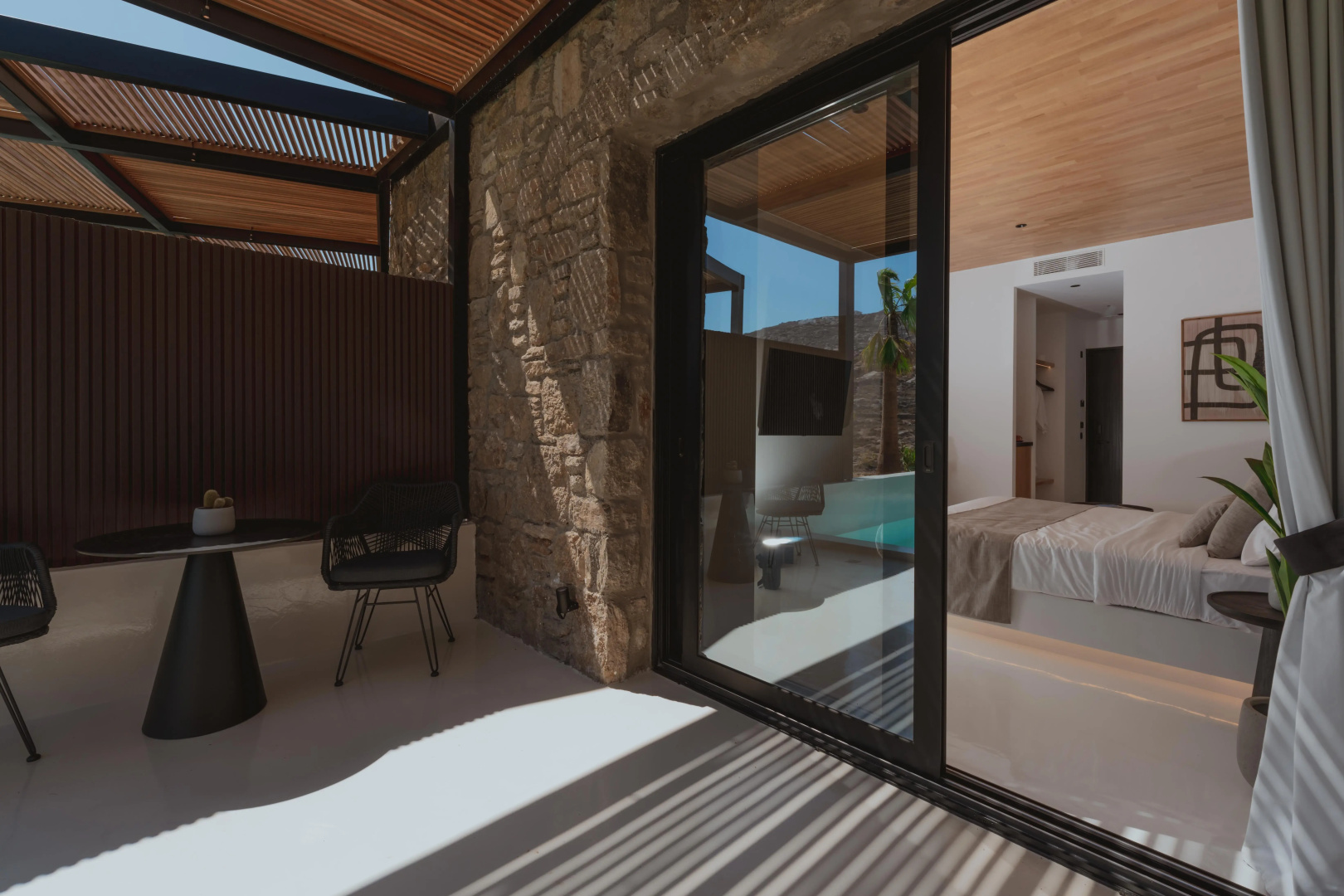 Отель Ftelia Black Villas