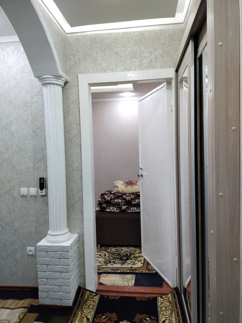 Апартаменты Somoni 81