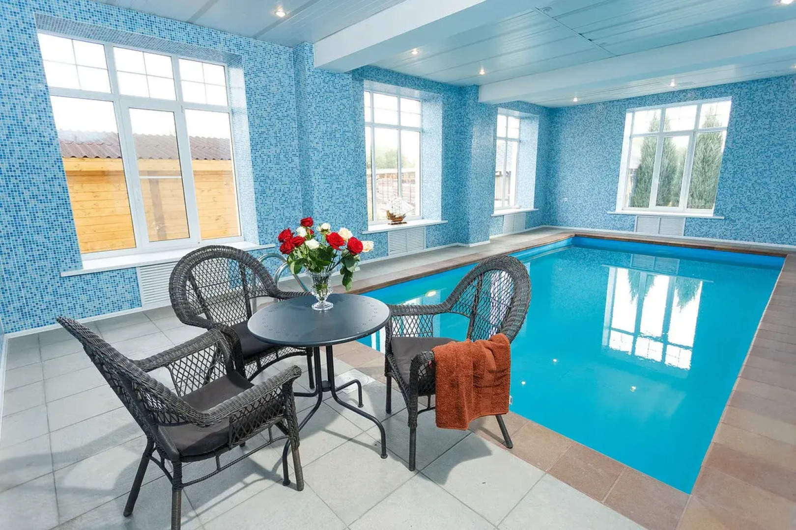 Отель Загородный Клуб Роджер