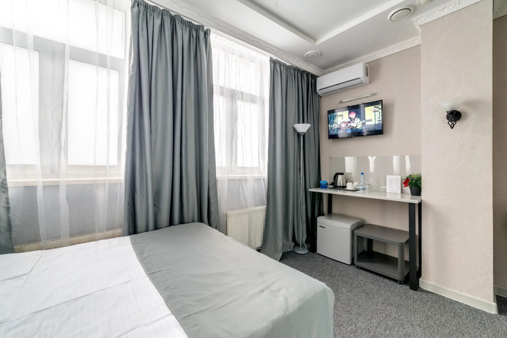 Отель Гипноз на Цветном