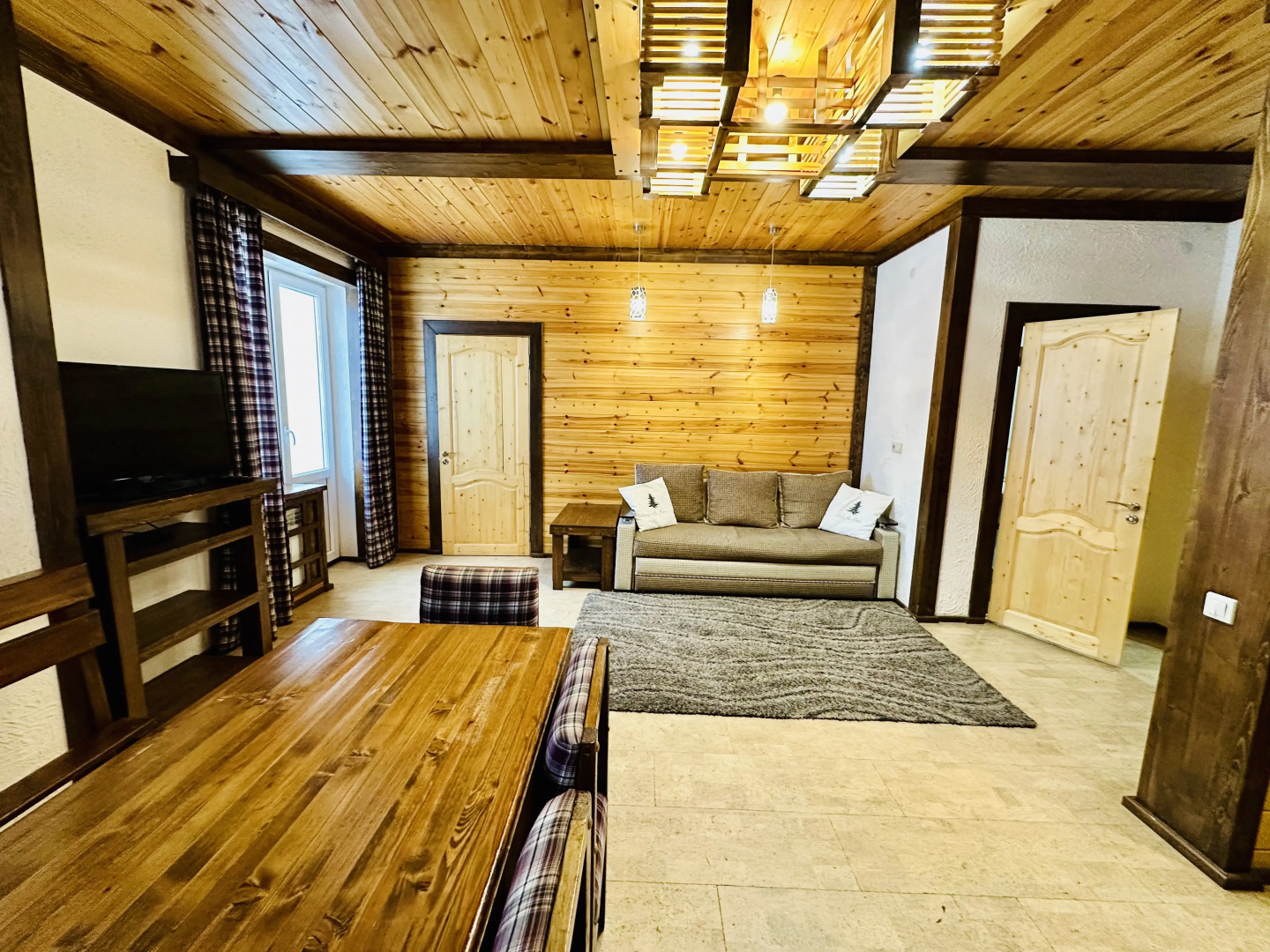 Квартира на Аланской, 25 "Трехкомнатные"