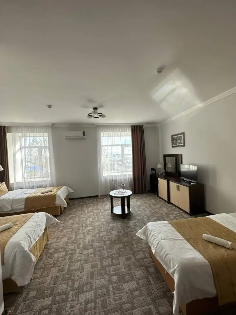 Отель Танжарык