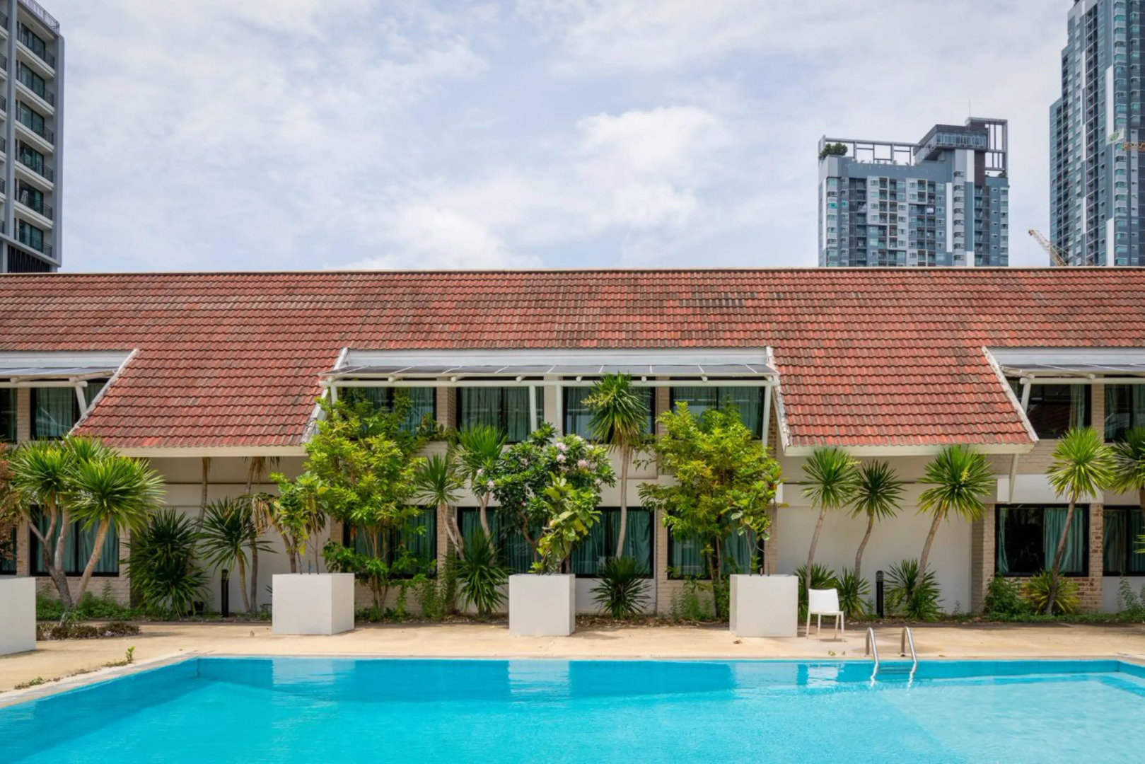 Отель Tropicana 