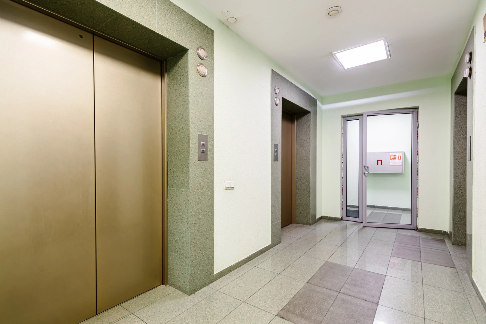 Апартаменты Просторные 3-х комнатные в стиле минимализм