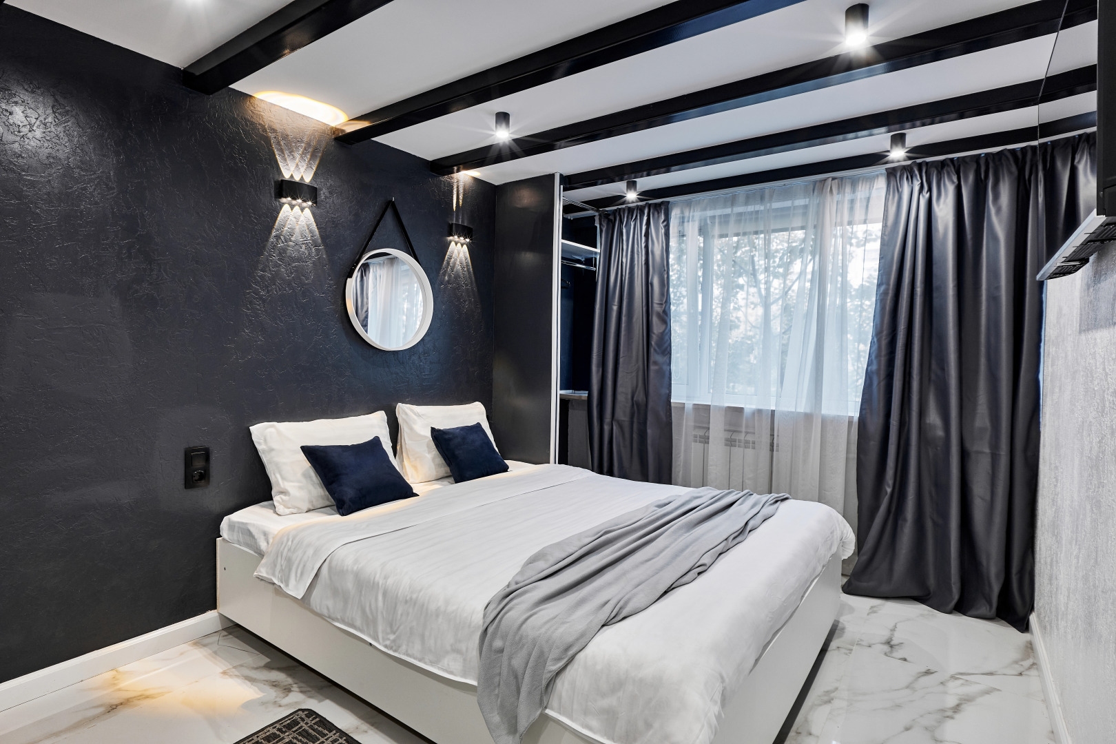 Апартаменты монохромные EasyGuest на Чертановской