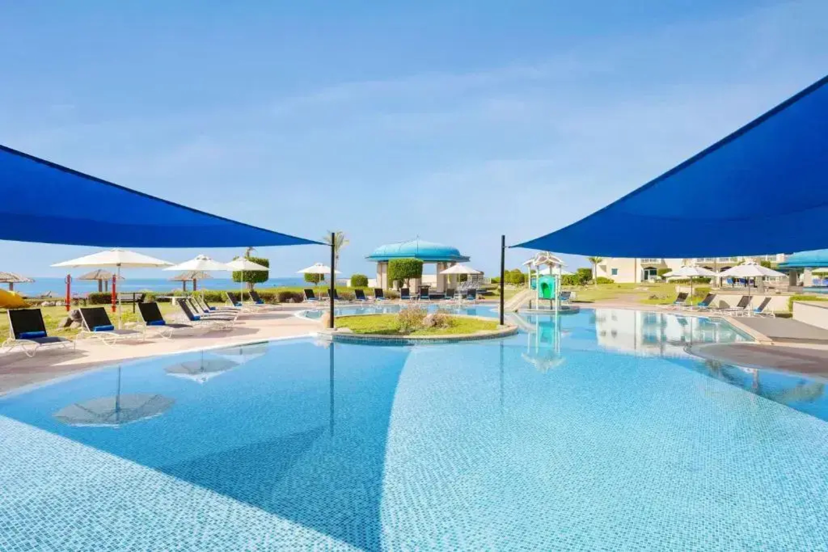 Отель WYNDHAM GARDEN SALALAH MIRBAT RESORT