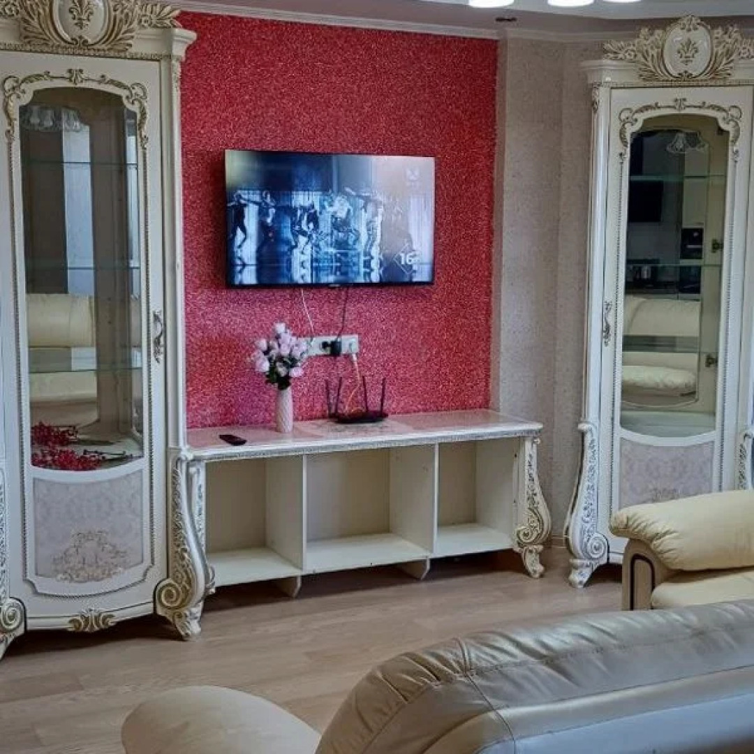 Апартаменты  Rich House на улице Новосёлов 8