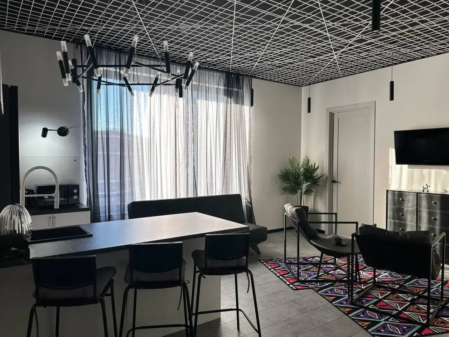 Квартира Top Rooms с эксклюзивным видом на набережную Москва-реку