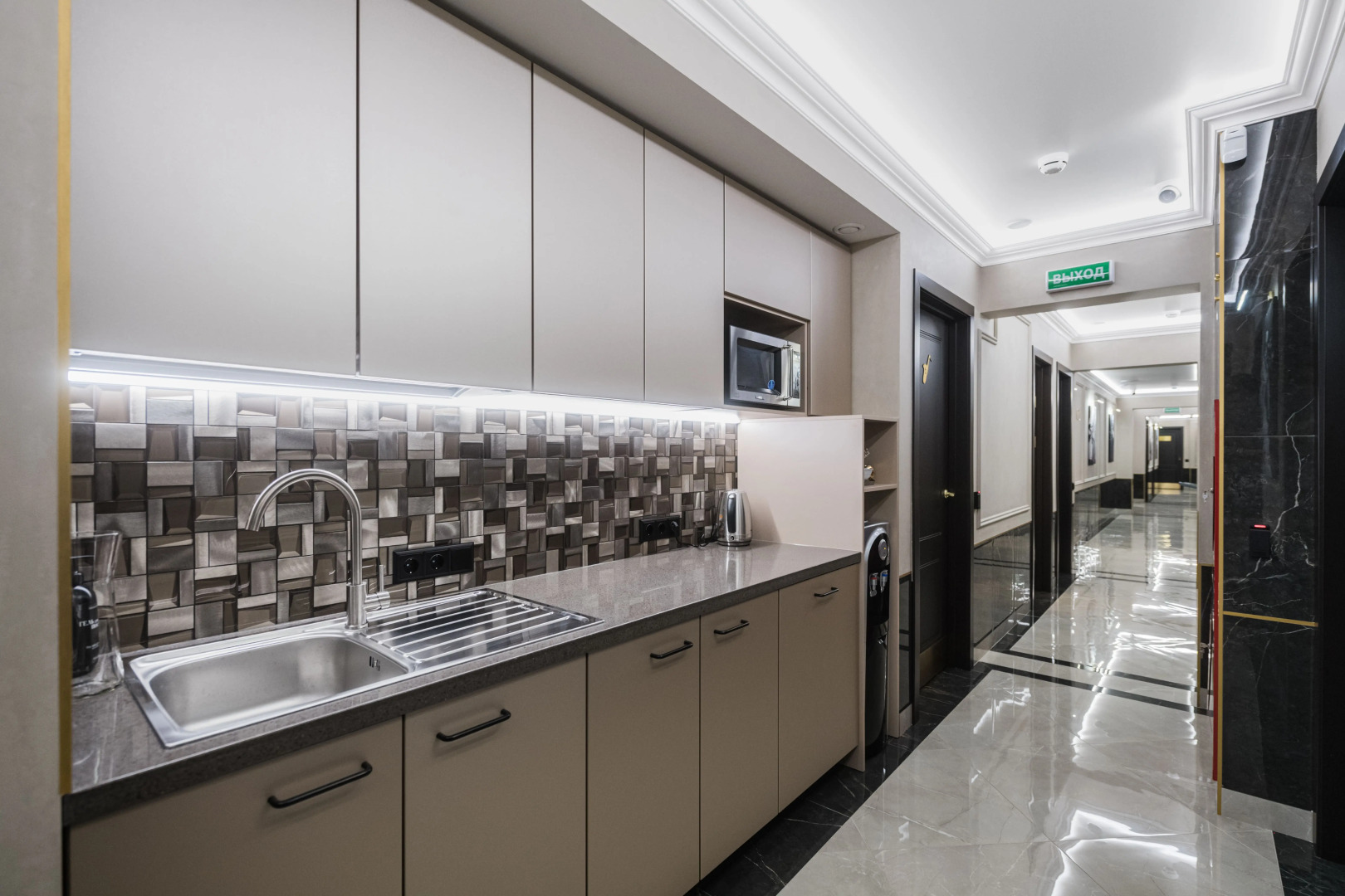 Отель Джазтаун