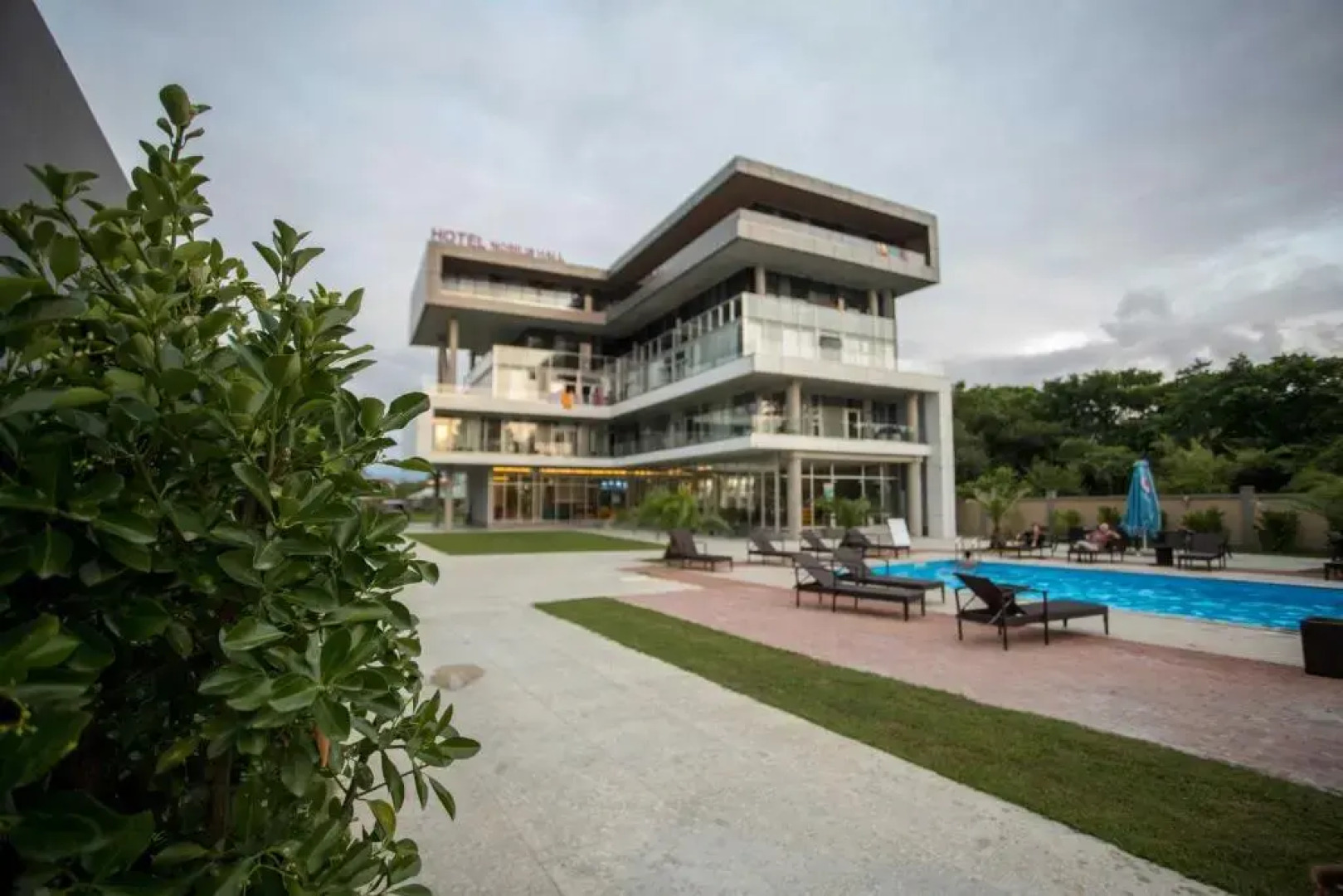 Отель Nobilis Hall