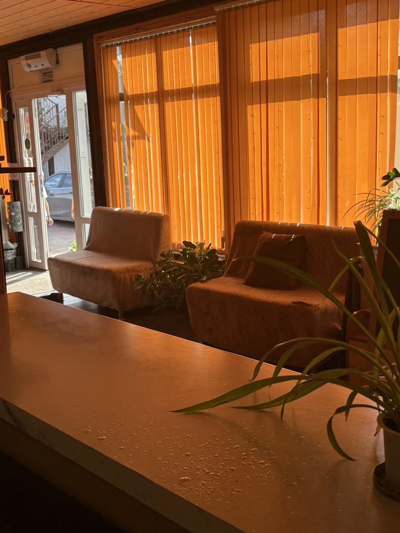 Отель Лукино