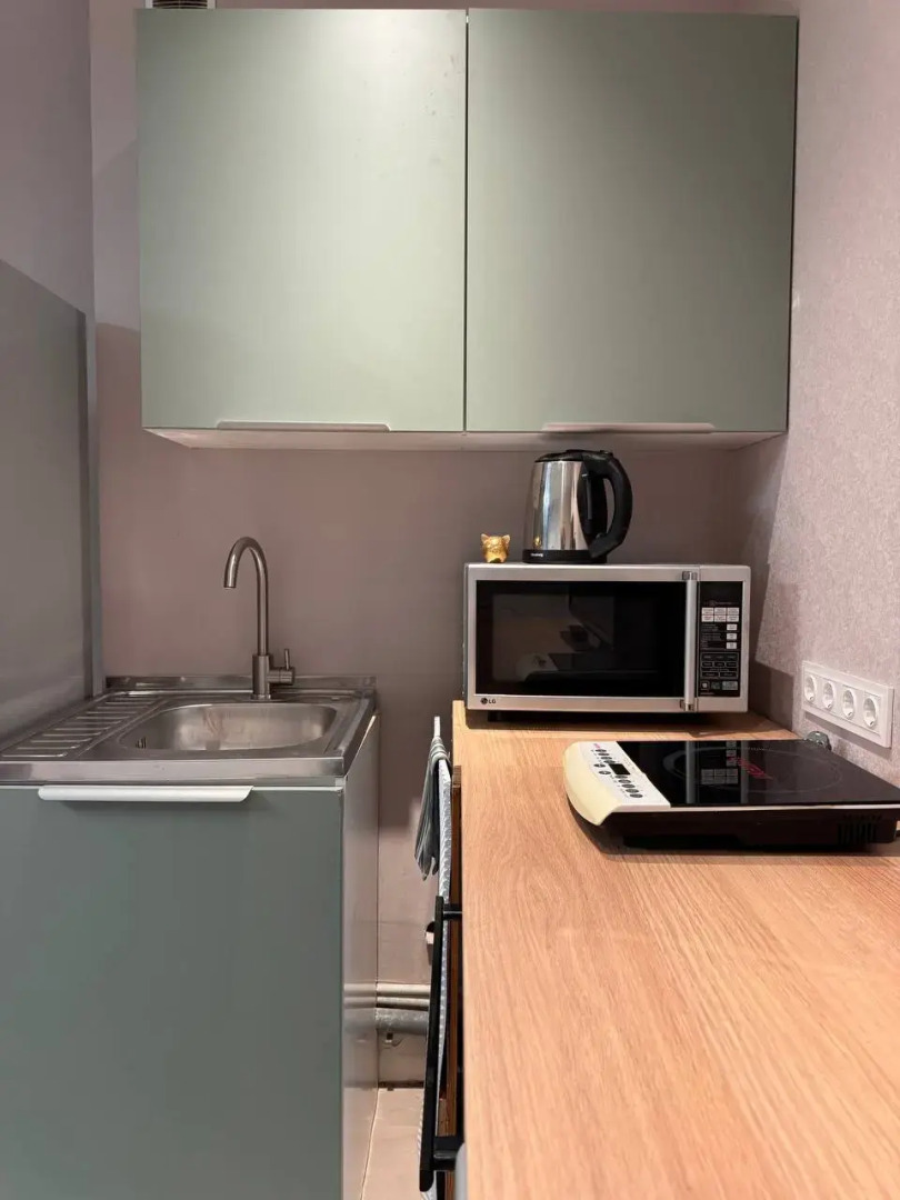 Квартира ЕвроДвушка Аксакова 81/1 на 17 Этаже до 7 Чел