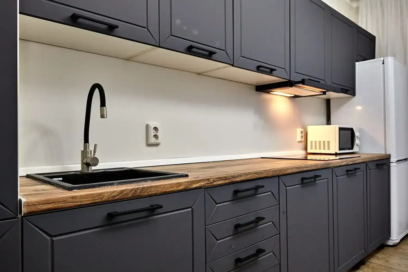 Квартира Шикарная у Парка Галицкого 6