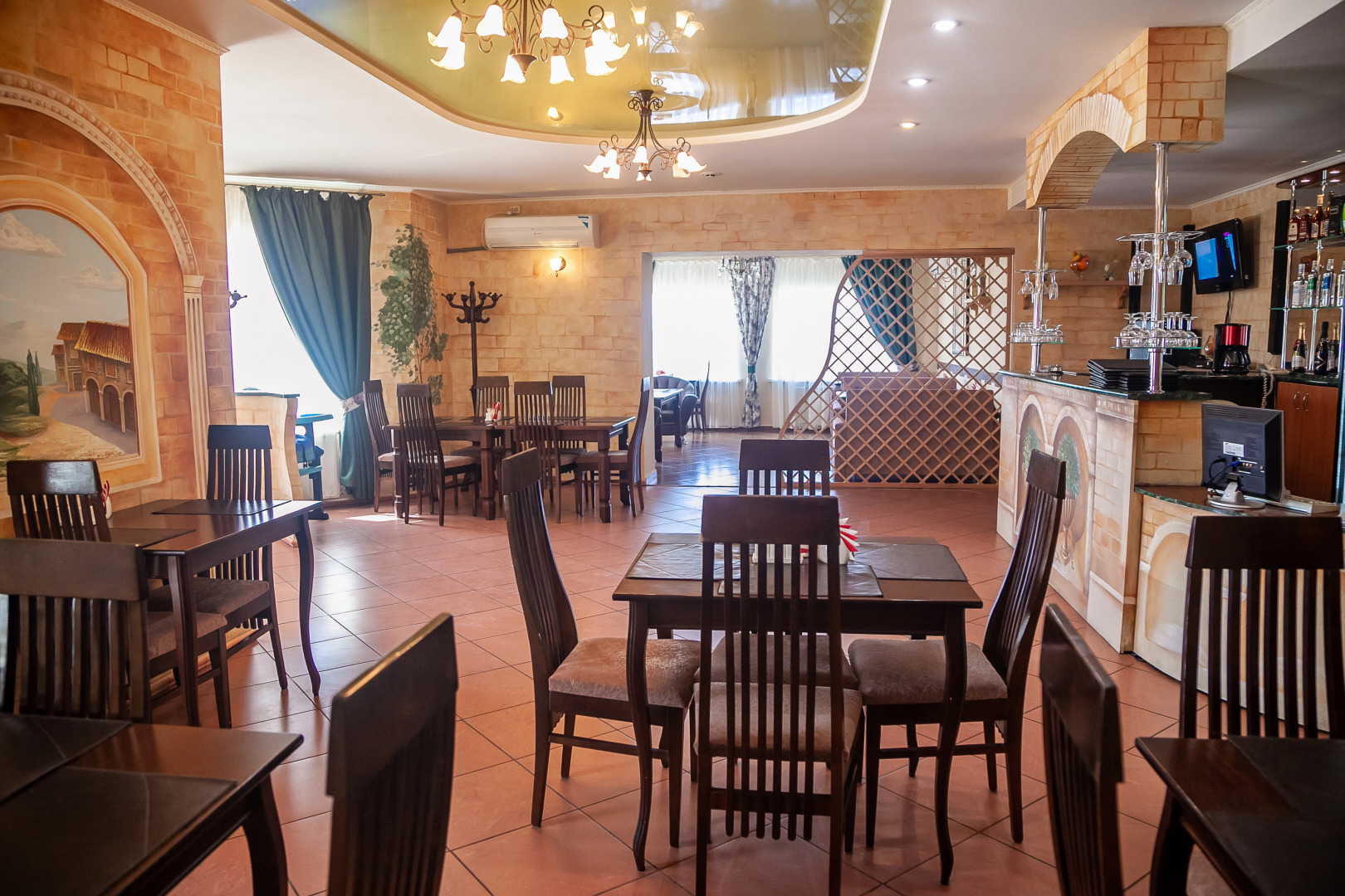 Отель Спутник