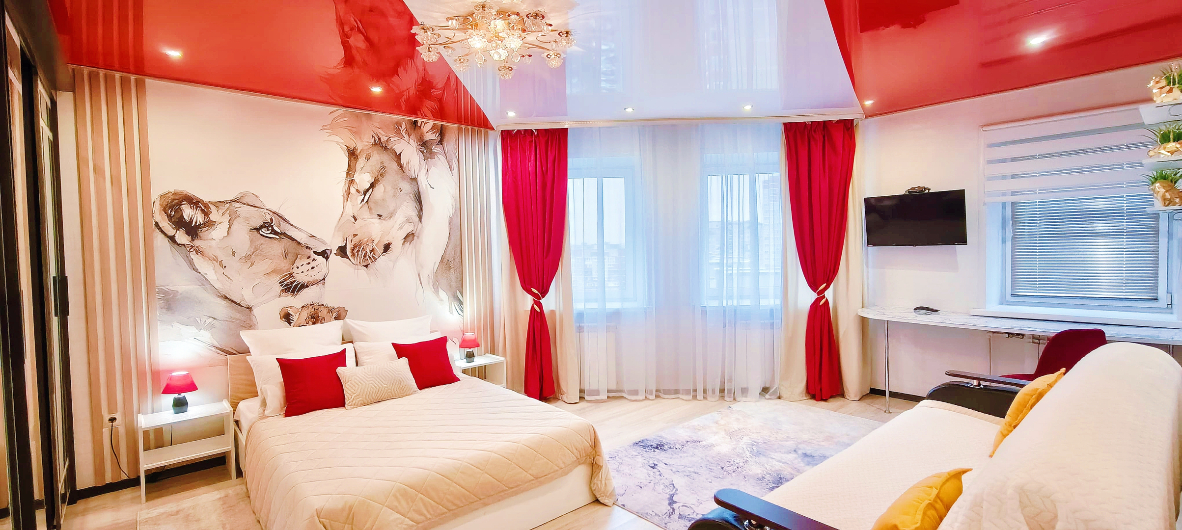 Апартаменты Уютные в высотке на Университетском Lion Apart