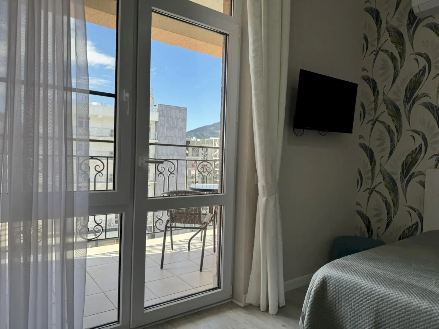 Квартира 488 1-к с видом на море и горы с балконом