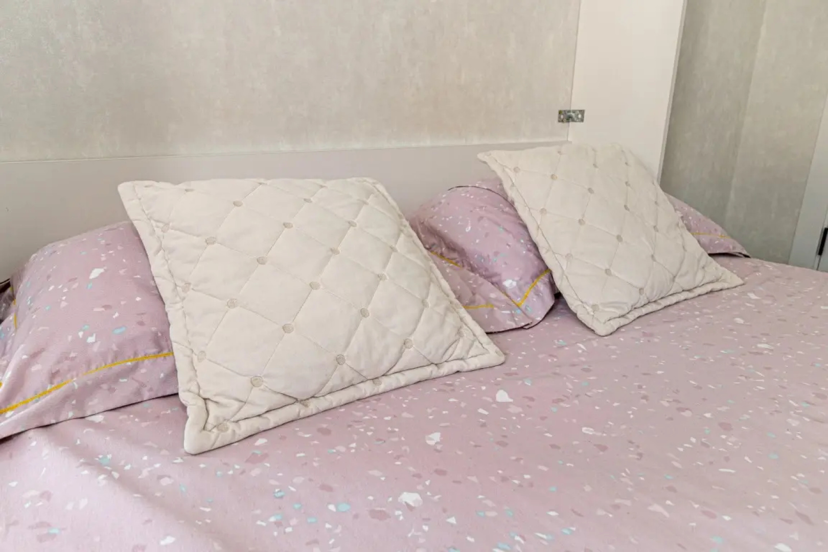 Квартира 1-комн апартаменты Comfort plus на Черкасской