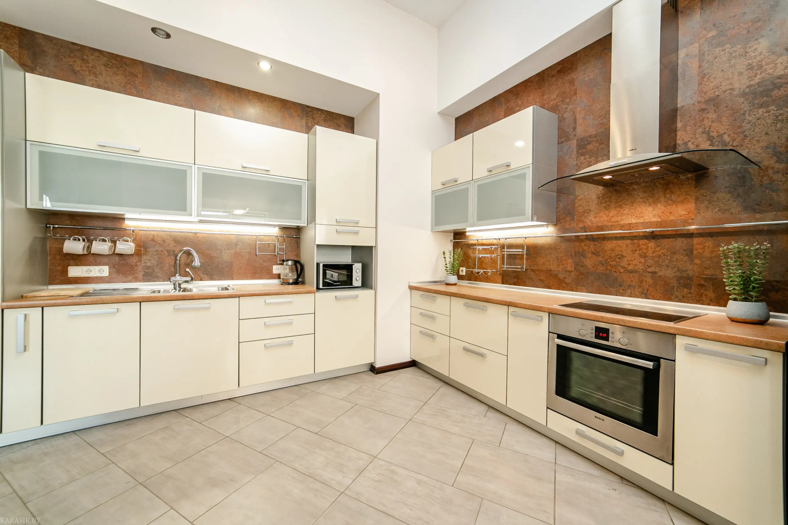 Апартаменты Четырёхкомнатная Элитная VIP-Квартира в Центре