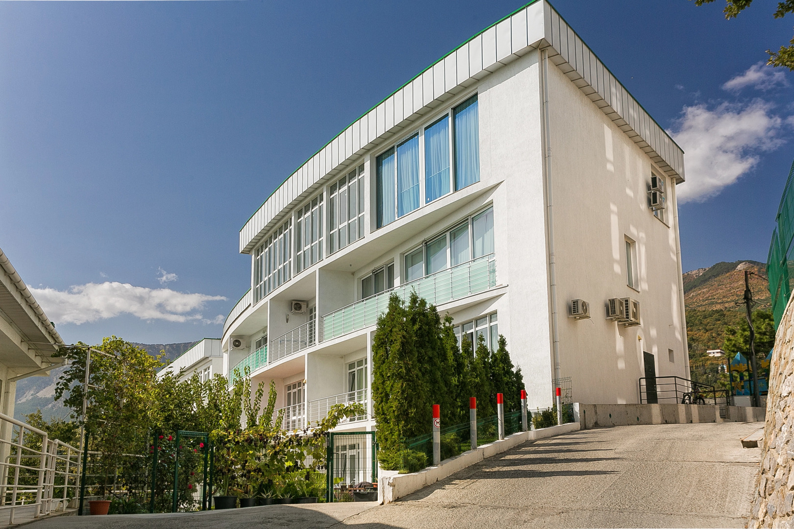 Апартаменты Щорса 42