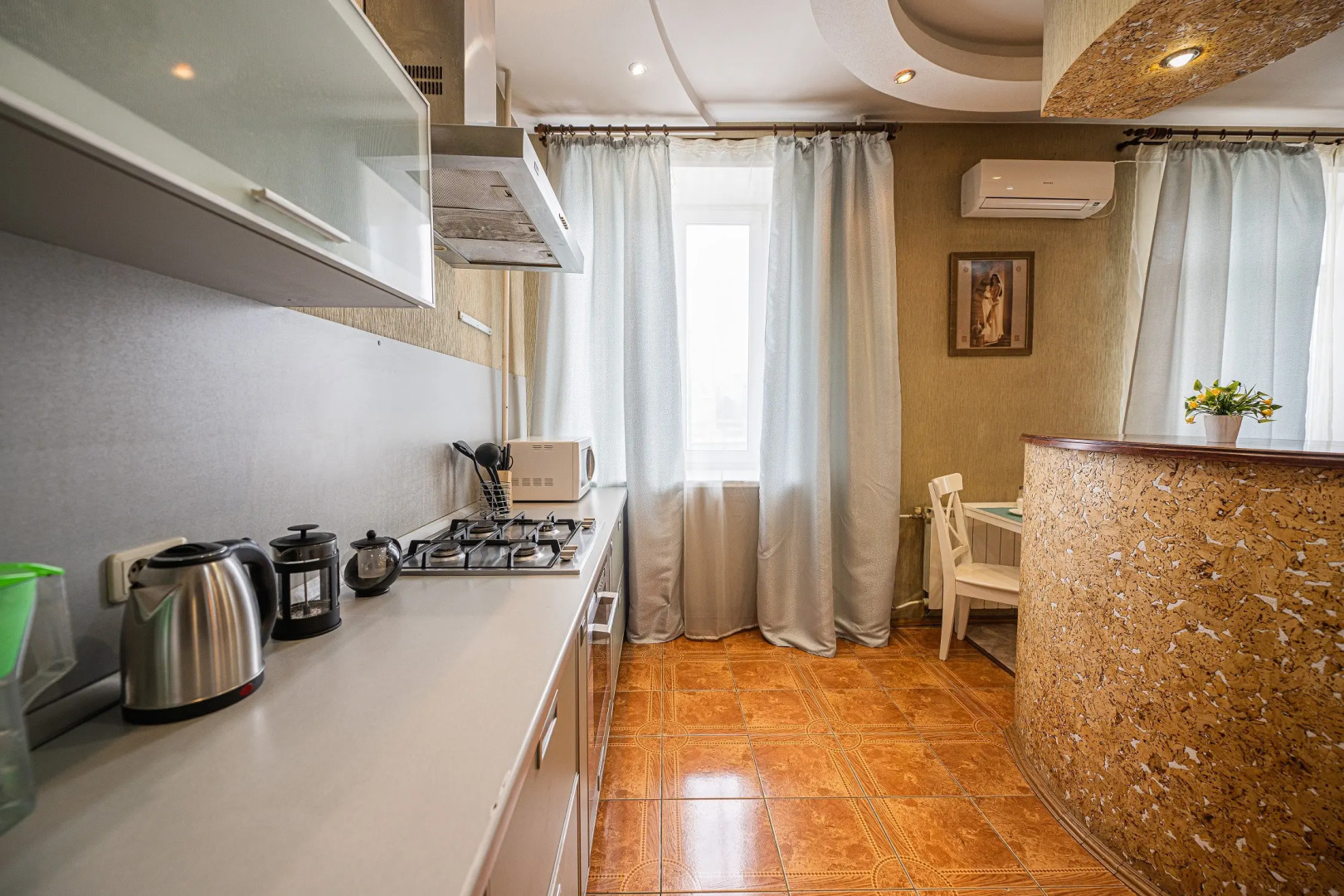 Апартаменты Пять Звезд на Свободы 66