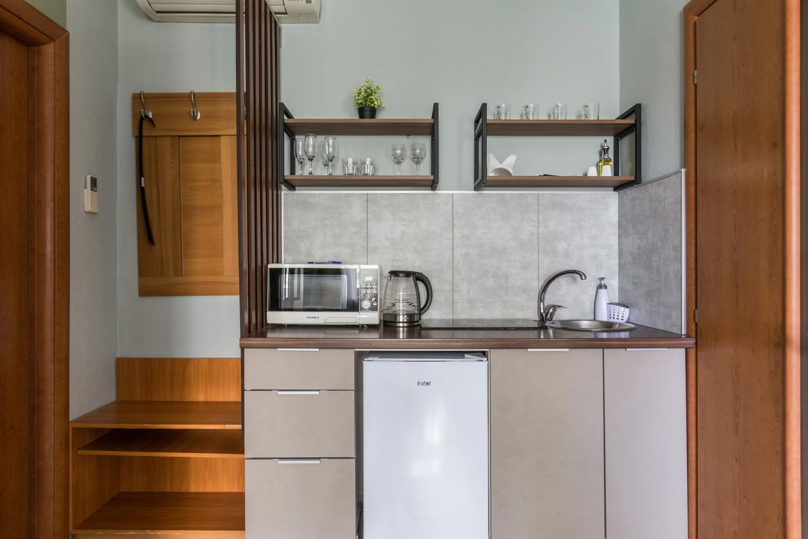 Апартаменты для двоих гостей с 1 кроватью (1 эт или 2 эт)